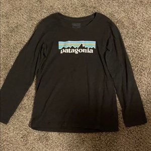 patagonia long sleeve shirt very good condition